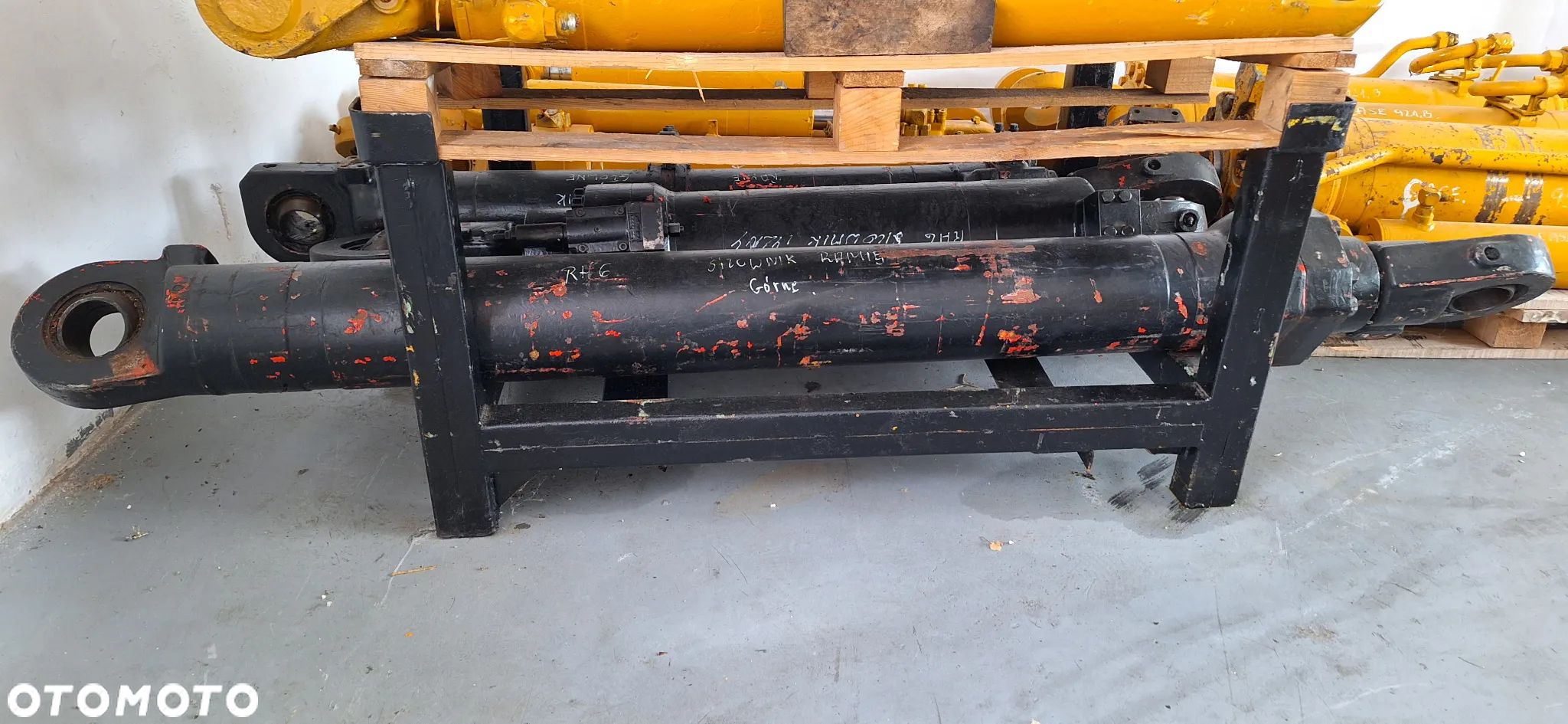 Siłownik hydrauliczny O&K RH 6 RH 8 - 1