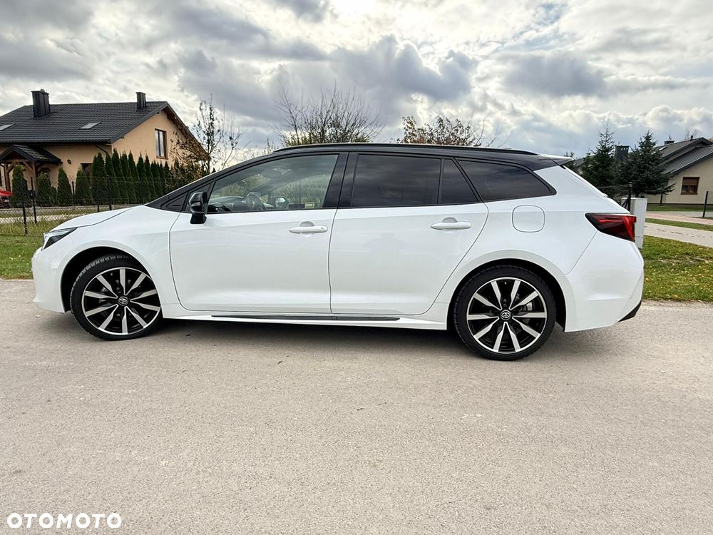 Toyota Corolla 1.8 Hybrid GR Sport Dynamic - 3