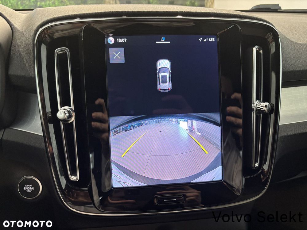 Volvo XC 40 - 18
