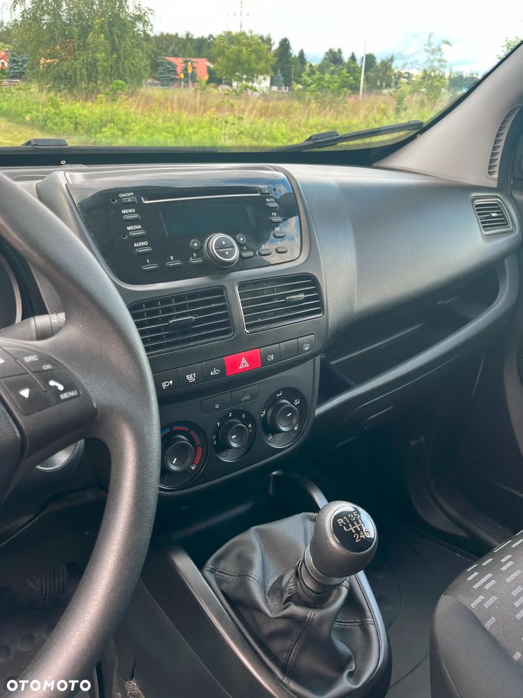 Opel Combo - 13