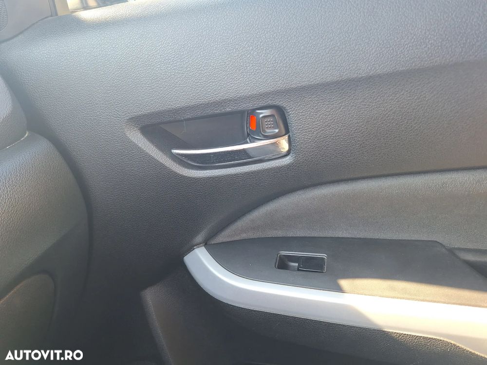 Suzuki Vitara 1.6 DDIS 4X4 Spirit - 11