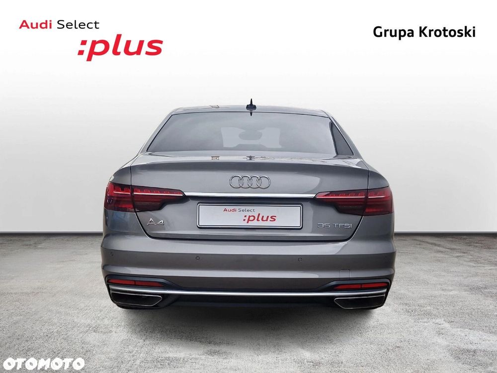 Audi A4 Limousine - 4