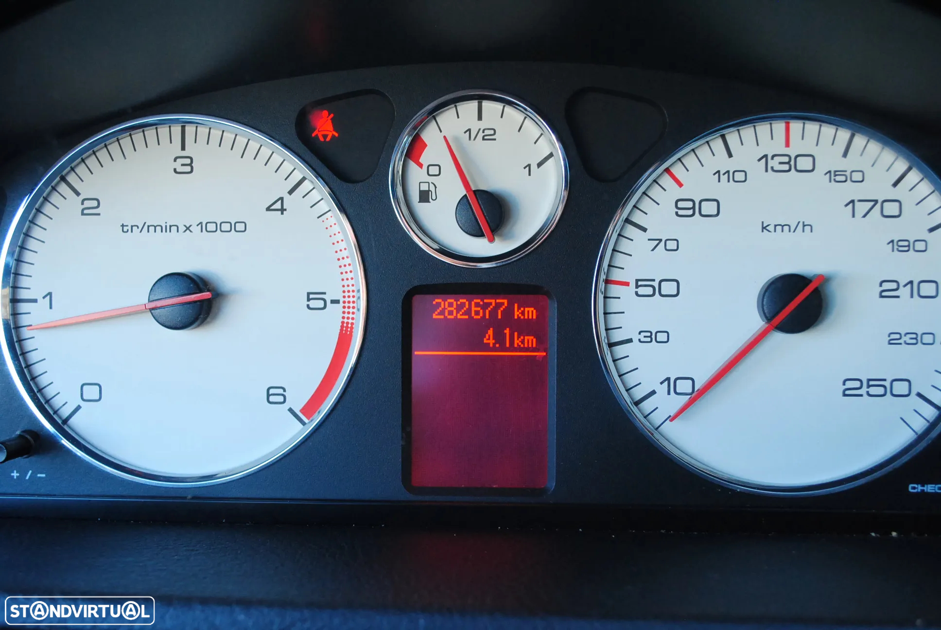 Peugeot 407 SW 1.6 HDi Premium - 8