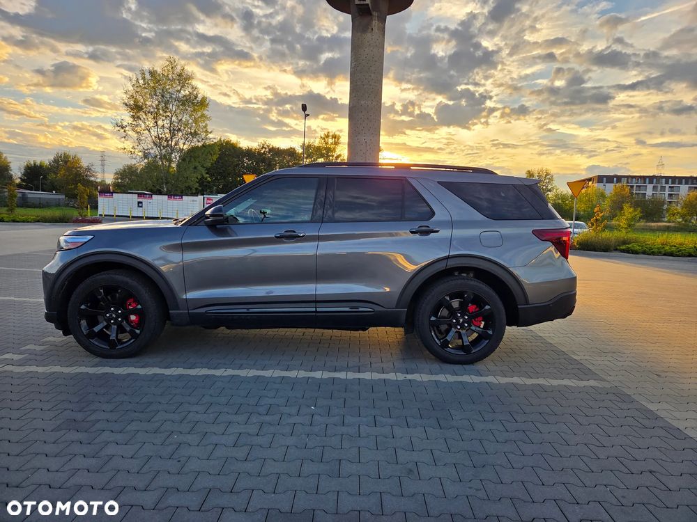 Ford Explorer - 8