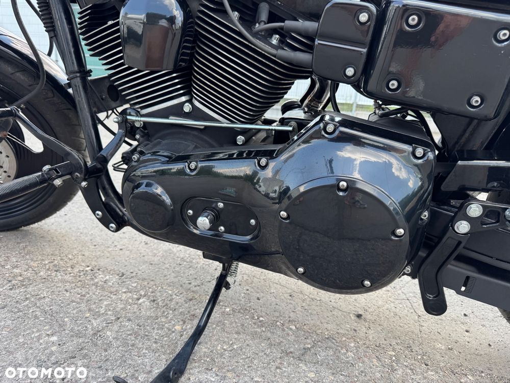 Harley-Davidson Dyna - 18