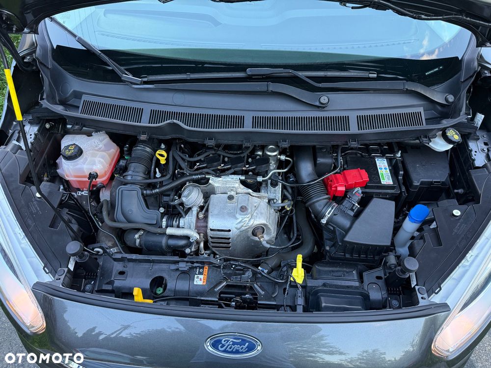 Ford Courier - 26