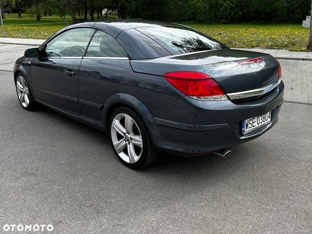 Opel Astra 1.8 Automatik Endless Summer - 1