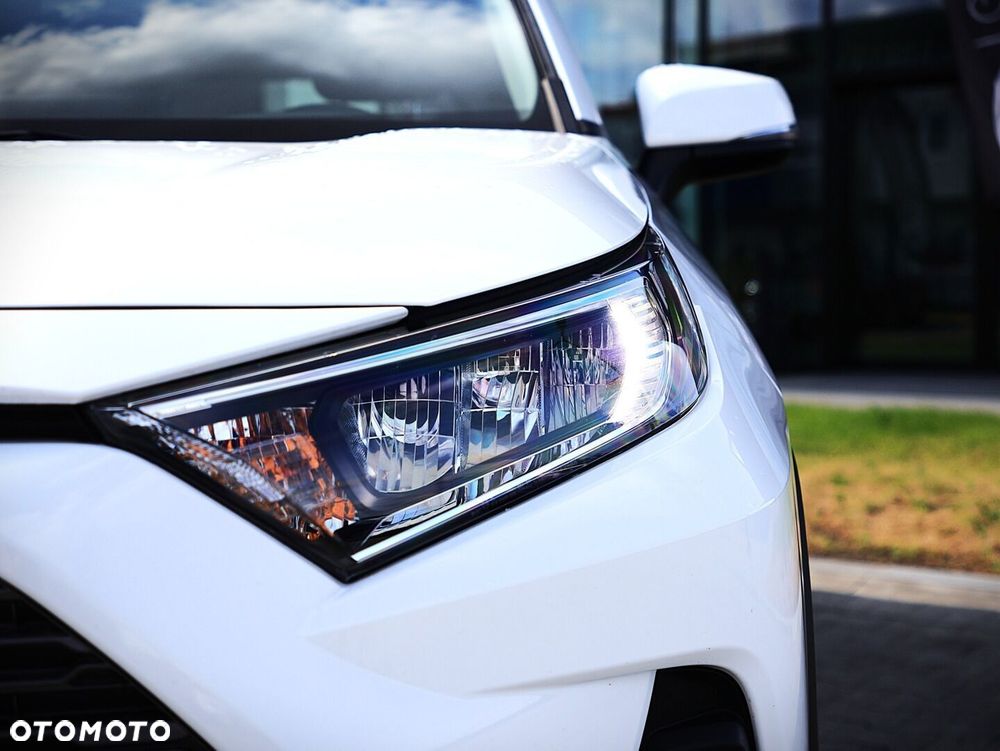Toyota RAV4 - 9