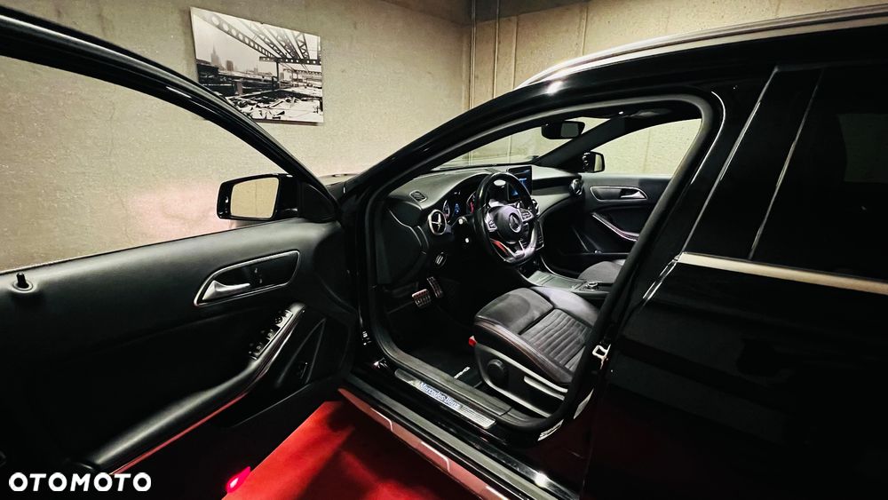Mercedes-Benz GLA 250 4-Matic AMG Line - 5