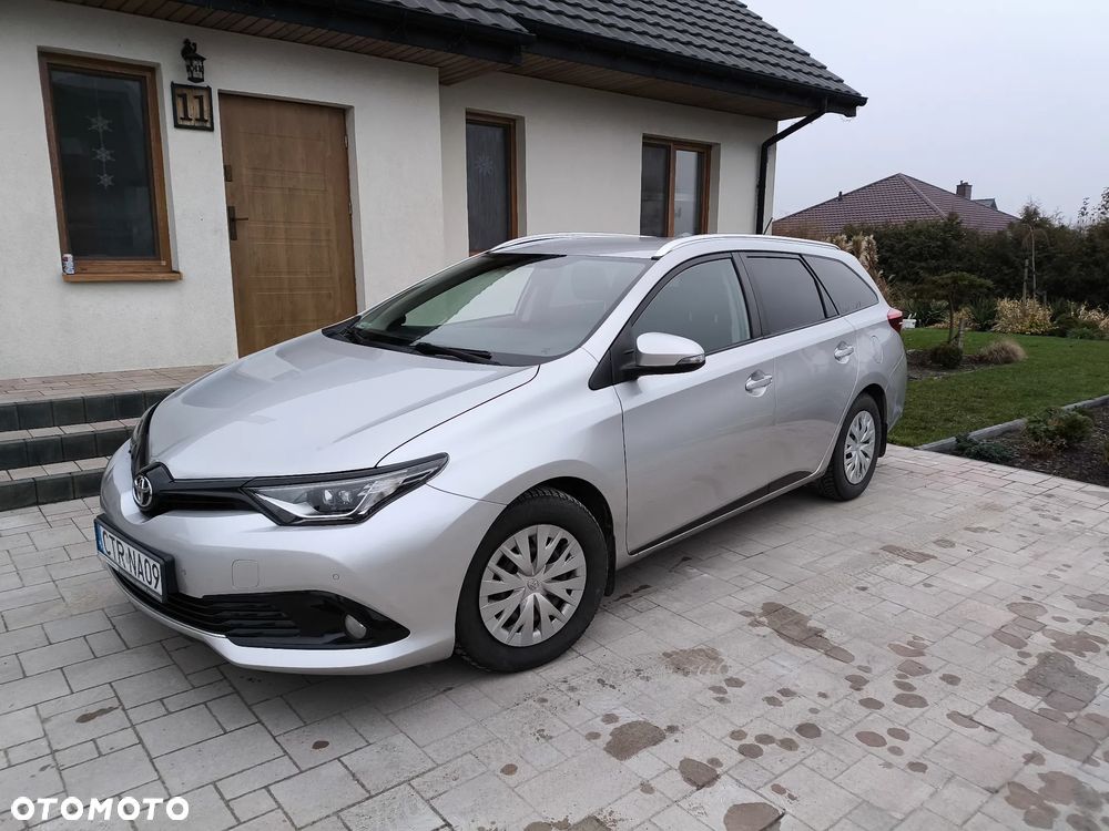 Toyota Auris 1.6 Comfort - 6