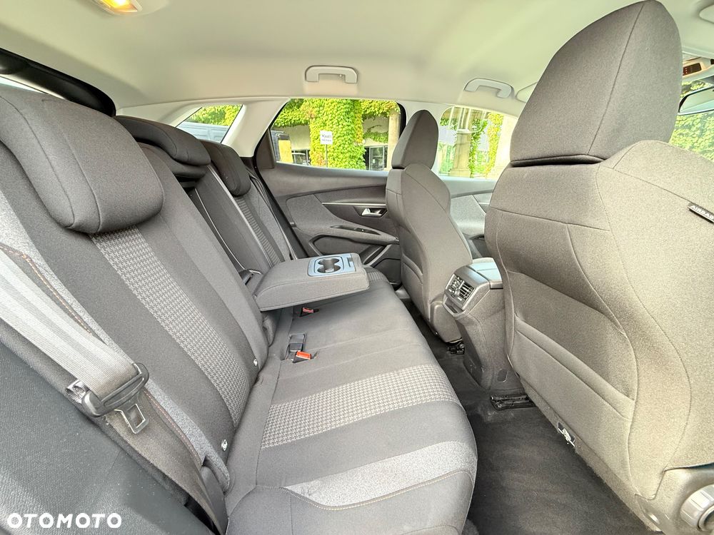 Peugeot 3008 1.5 BlueHDi Active S&S EAT8 - 14