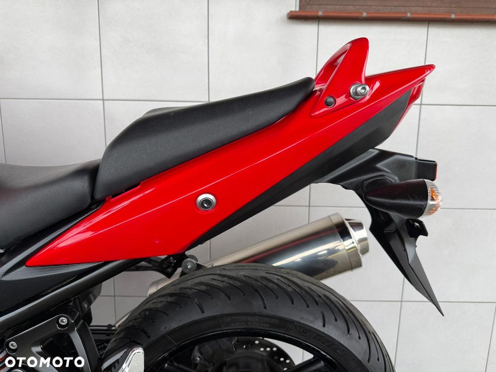 Suzuki Bandit - 24