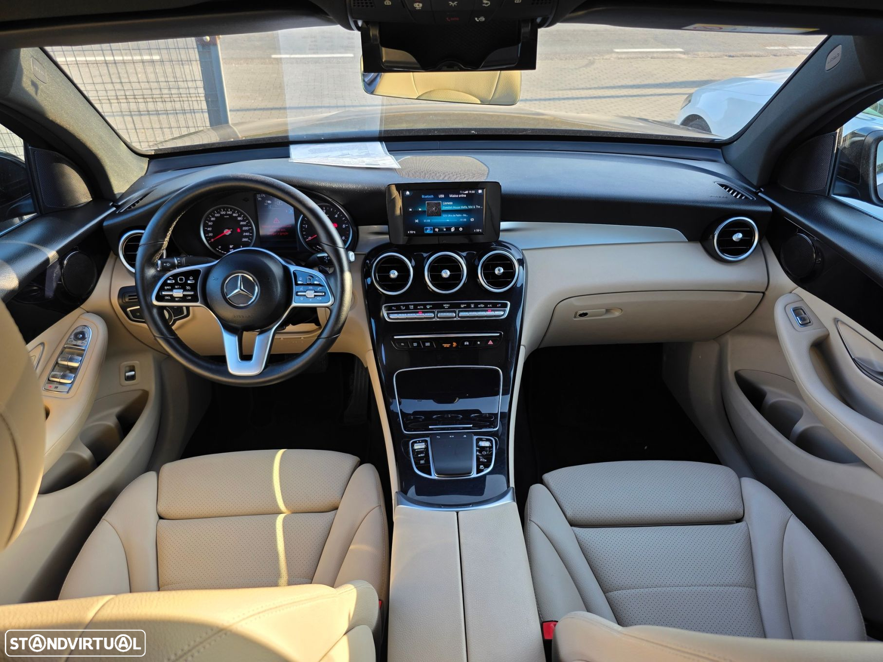 Mercedes-Benz GLC 300 - 8