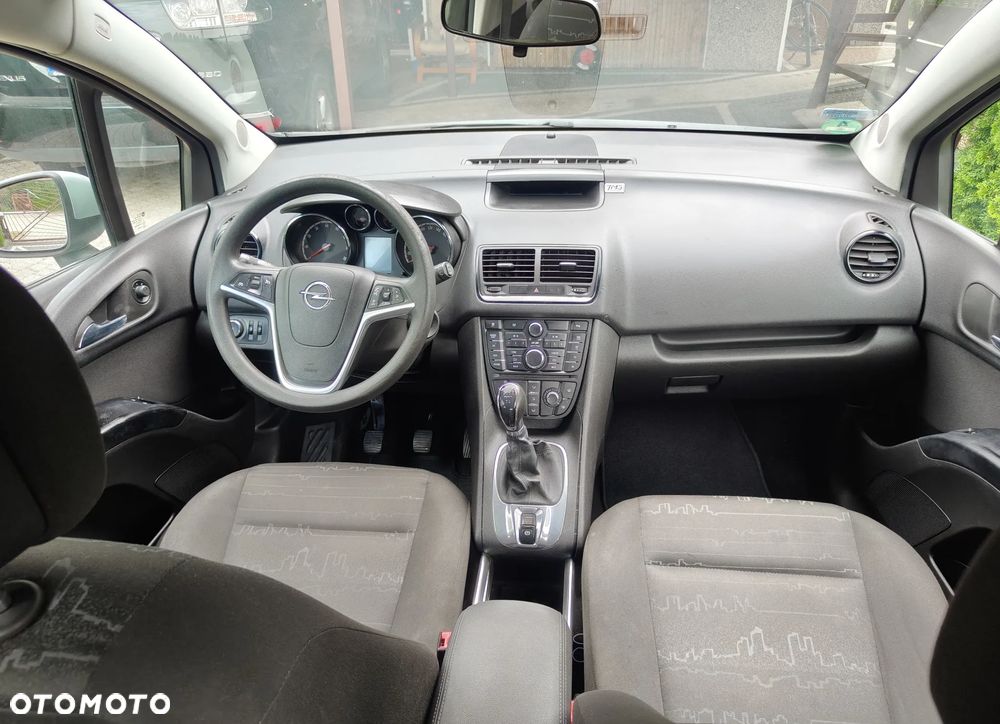 Opel Meriva - 12