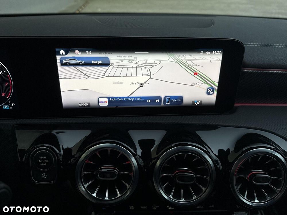 Mercedes-Benz CLA 180 Progressive 7G-DCT - 22