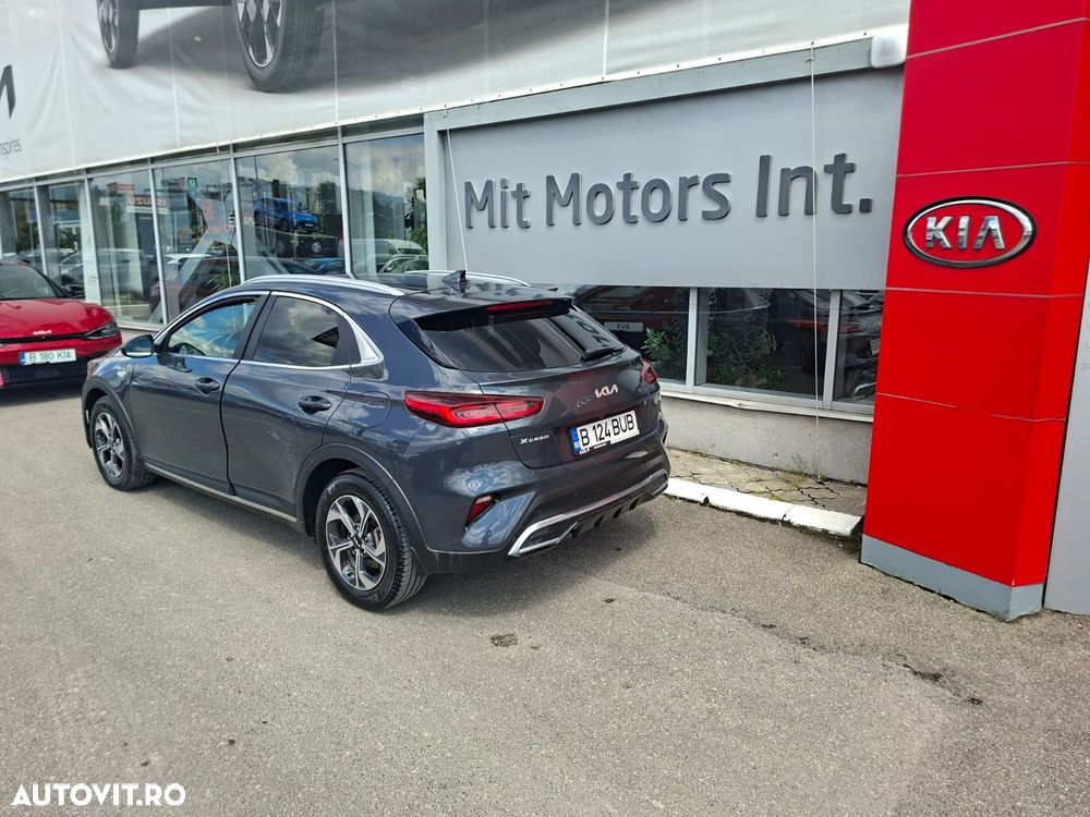 Kia XCeed 1.5 T-GDI 6MT City - 6