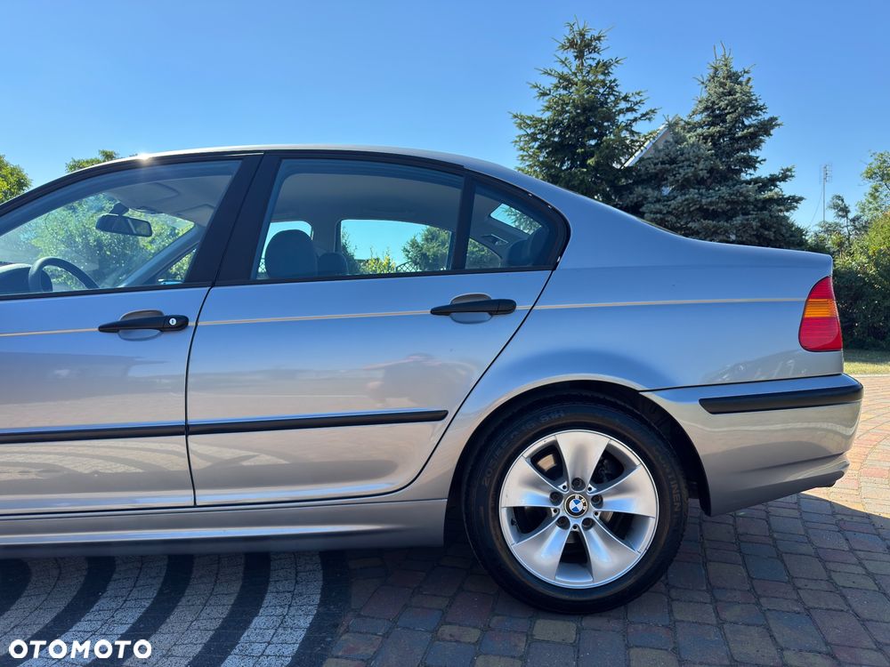 BMW Seria 3 - 12
