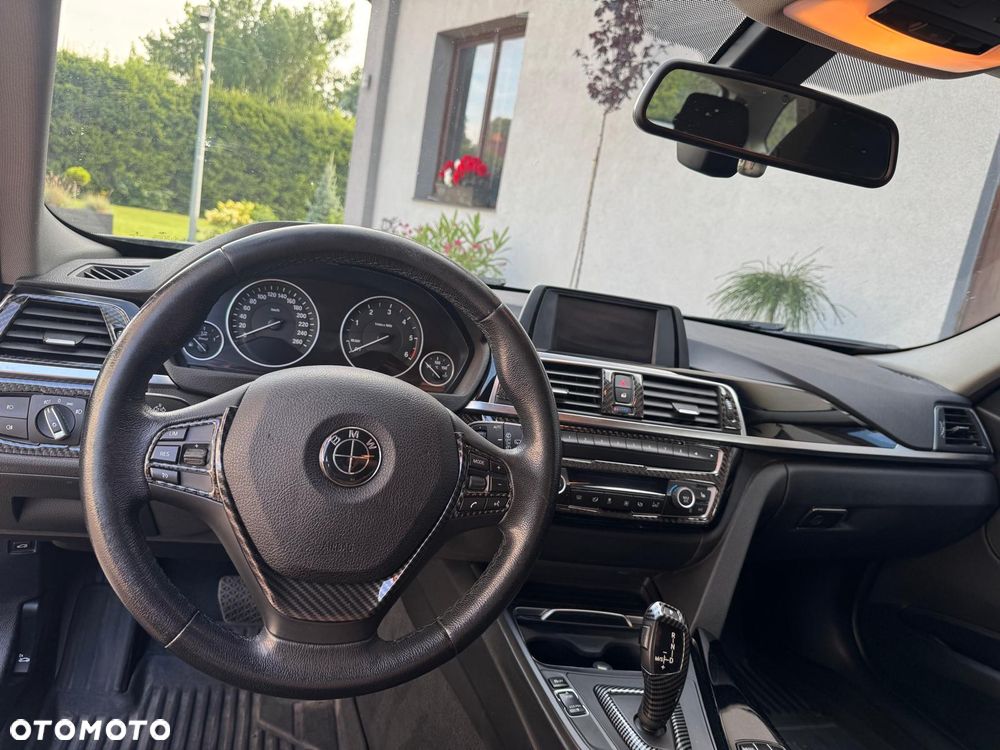 BMW Seria 3 320d Advantage - 27