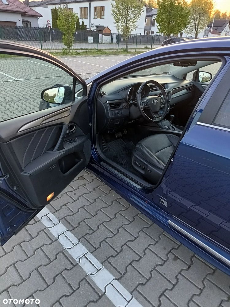 Toyota Avensis 2.0 Premium MS - 2