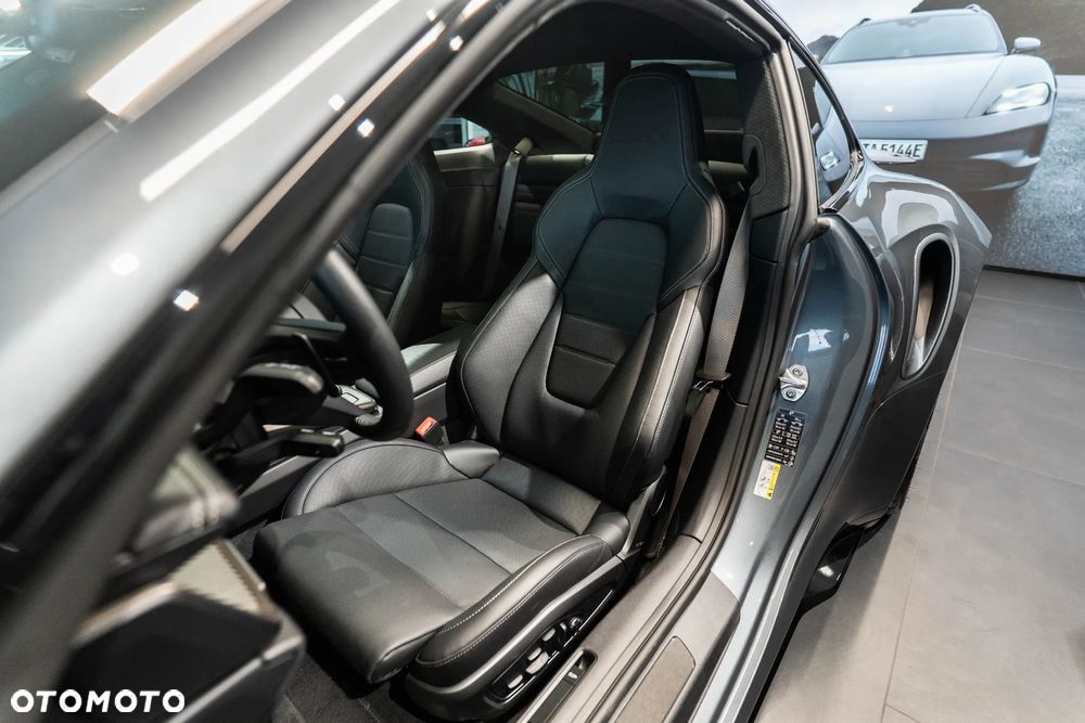 Porsche 911 Turbo S - 9