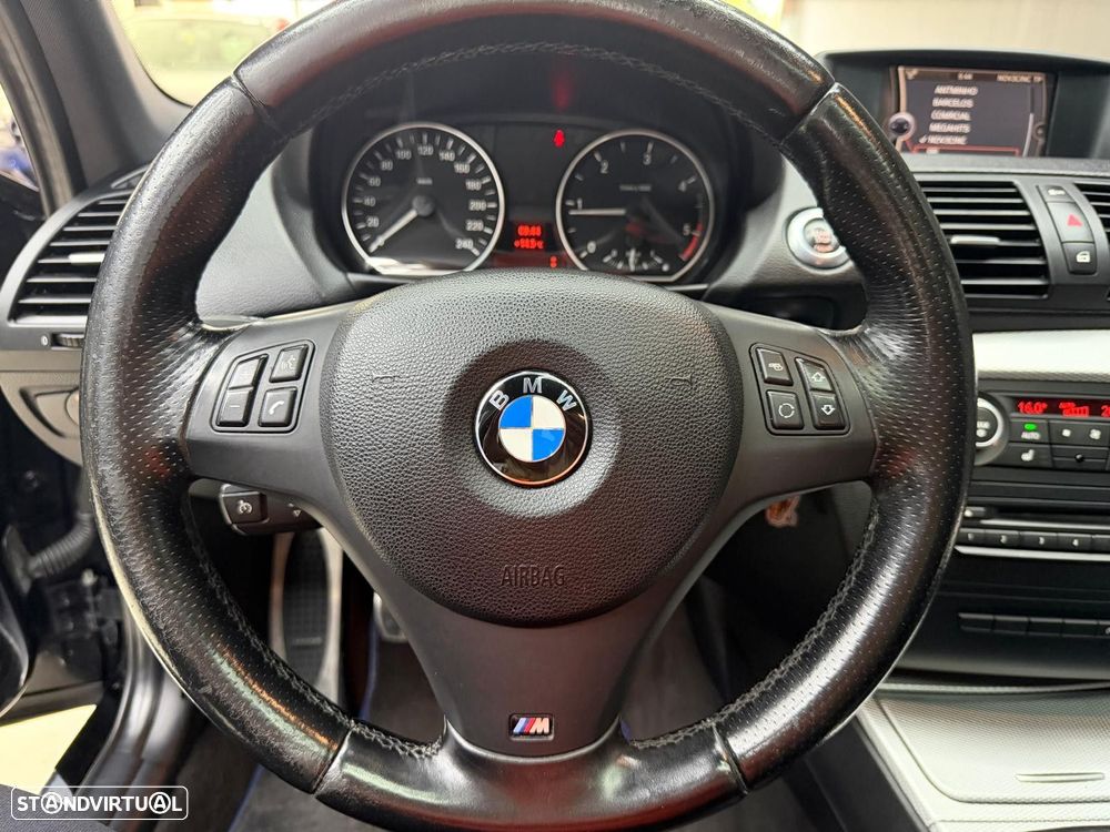 BMW 118 dA Pack M - 18