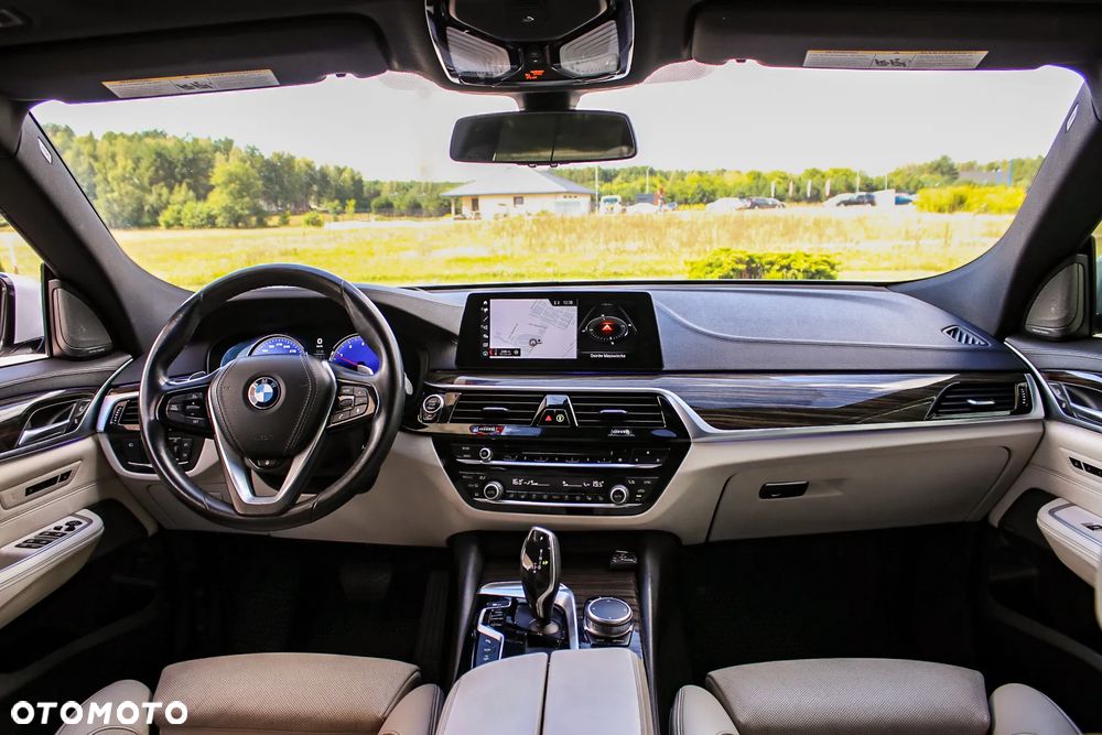 BMW 6GT 640i xDrive Sport Line - 16