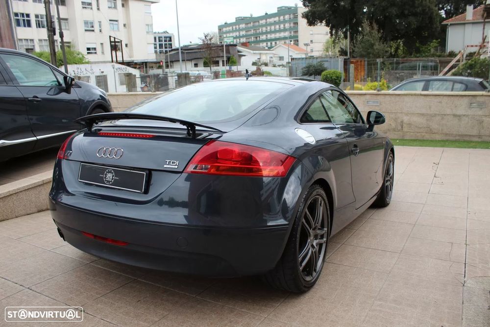 Audi TT Coupé 2.0 TDI quattro - 22