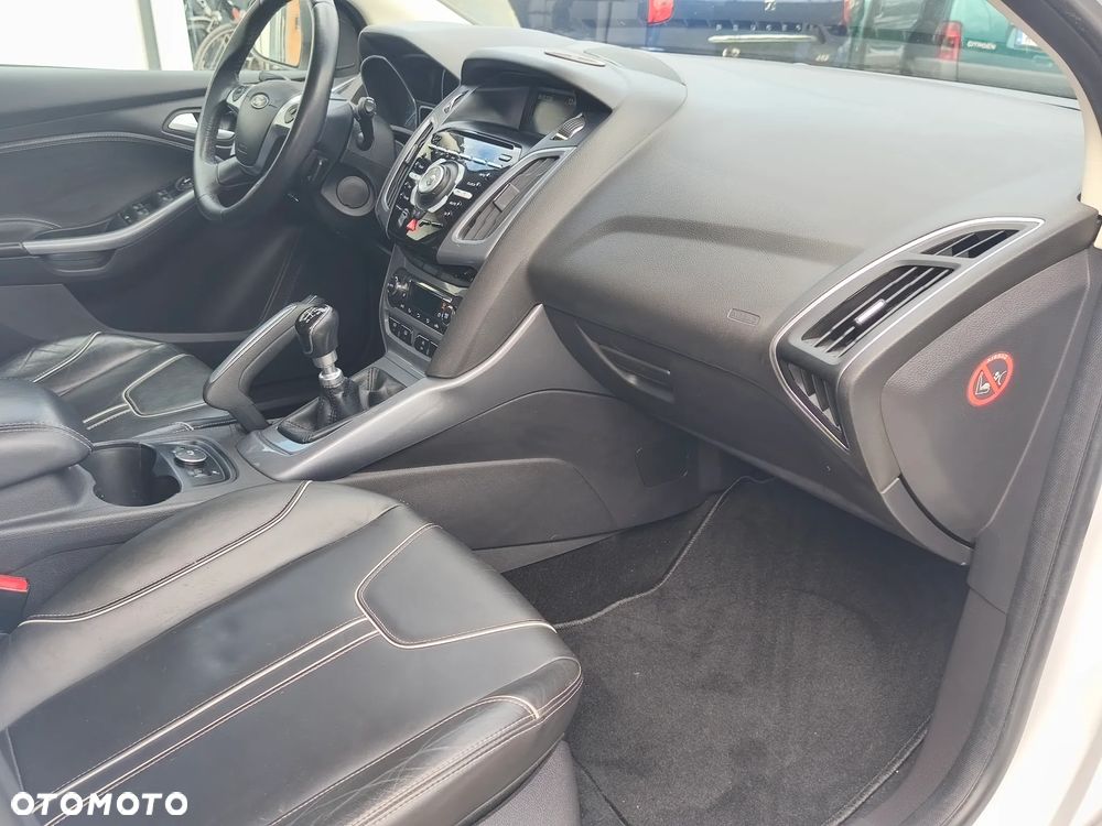 Ford Focus - 9