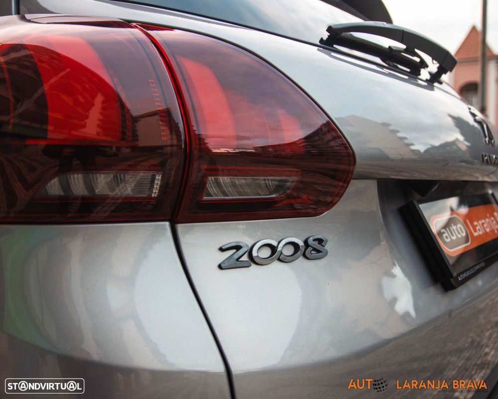 Peugeot 2008 1.2 PureTech Style - 11