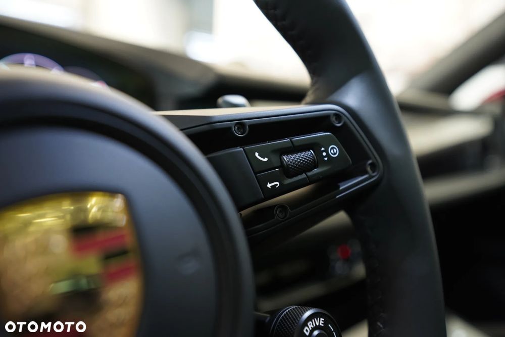 Porsche Cayenne GTS - 16