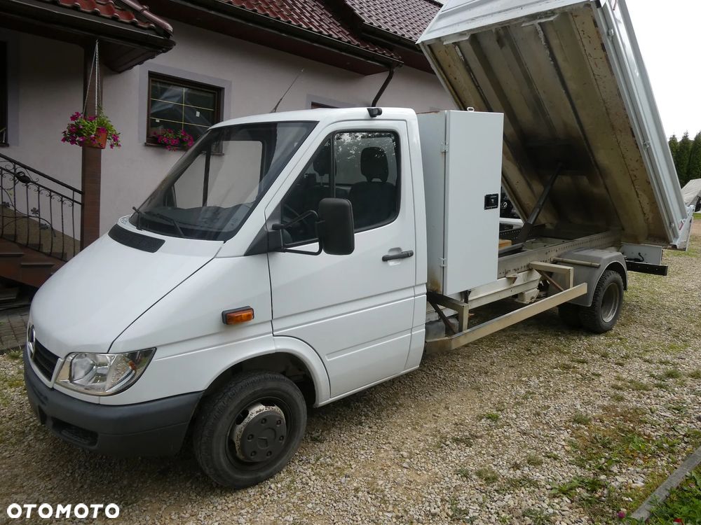 Mercedes-Benz SPRINTER - 25
