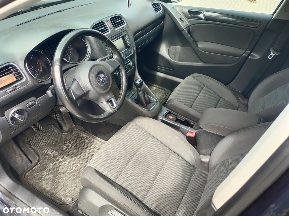Volkswagen Golf - 9