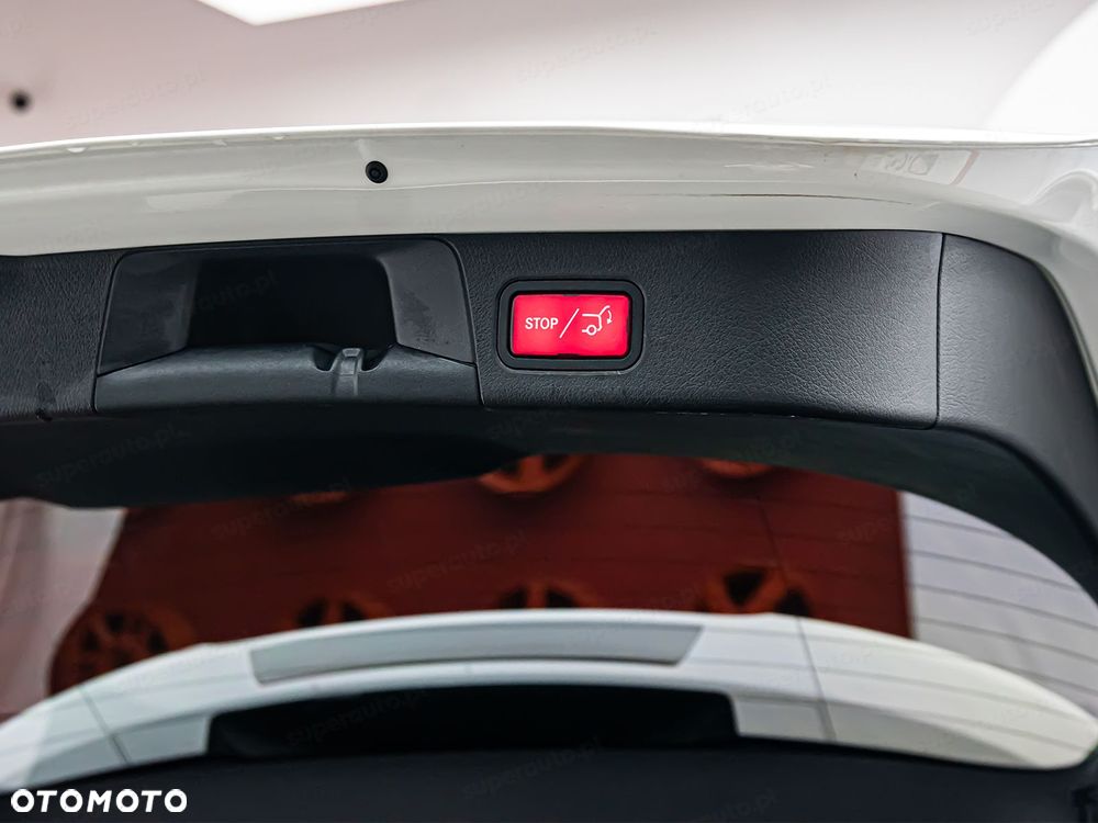 Mercedes-Benz Klasa B 180 d 7G-DCT - 32