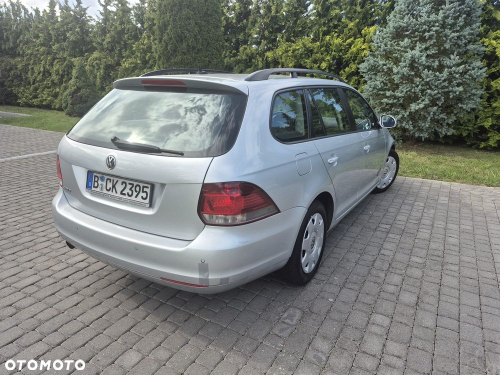 Volkswagen Golf - 21