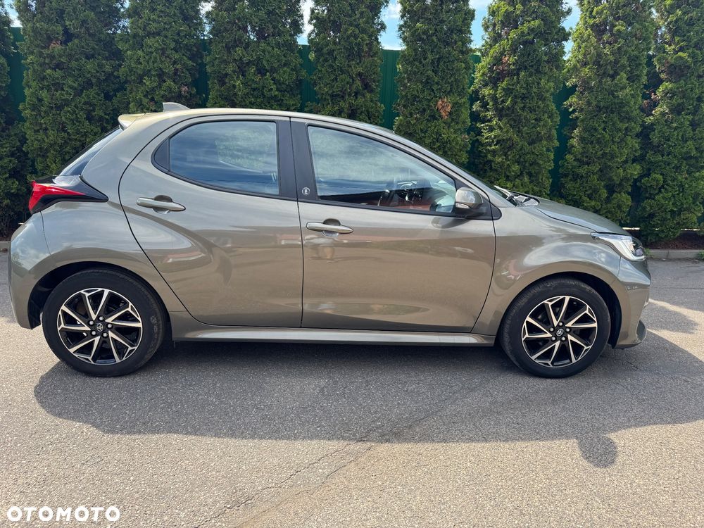 Toyota Yaris 1.5 VVT-iE Elegant - 26