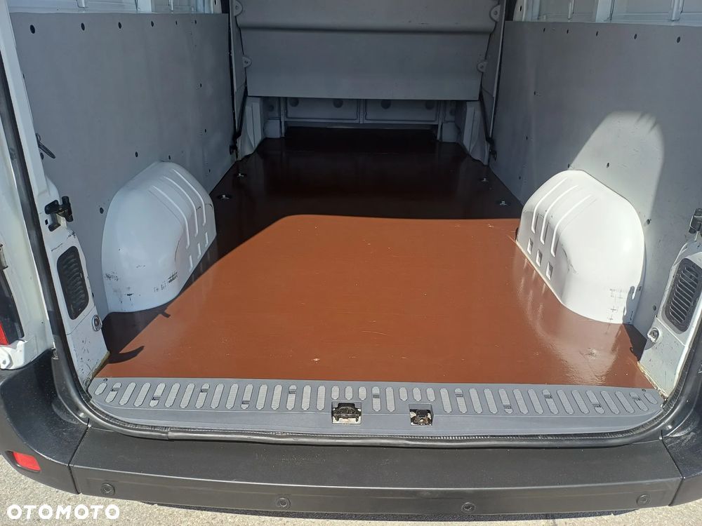 Renault Master - 33