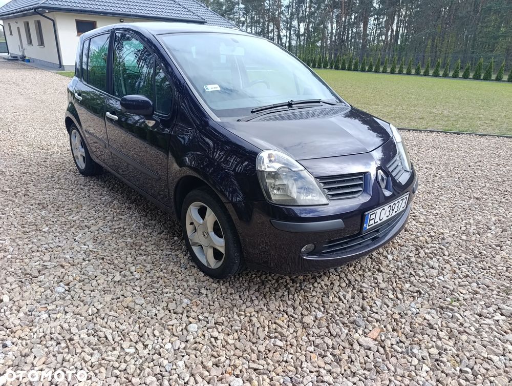 Renault Modus - 1