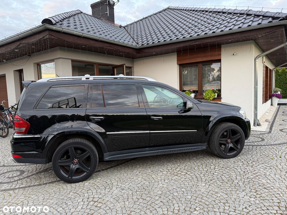 Mercedes-Benz GL 450 CDI DPF 4Matic 7G-TRONIC - 7