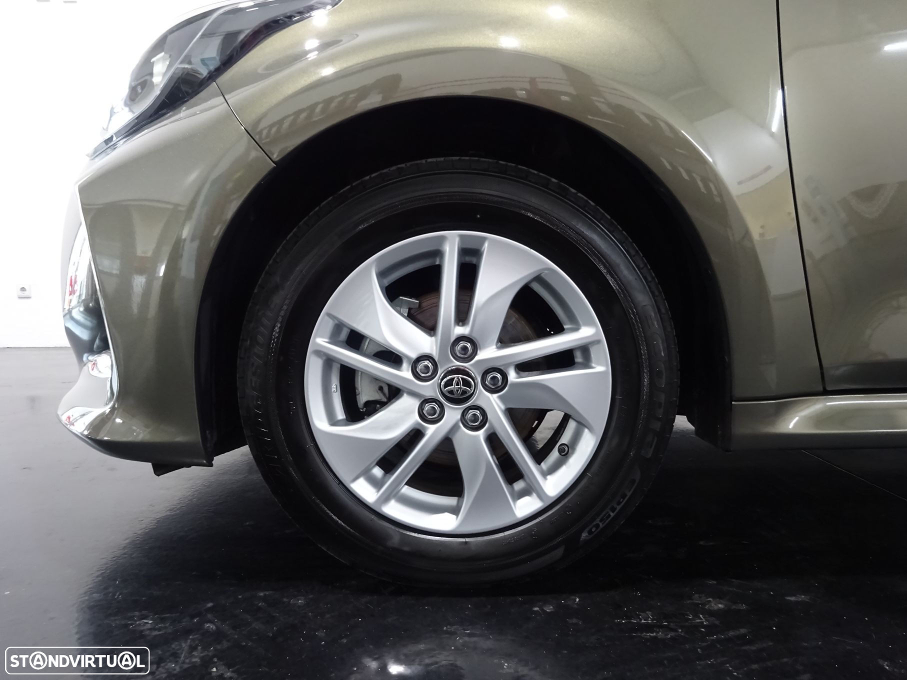 Toyota Yaris 1.0 VVT-i Comfort Plus - 13