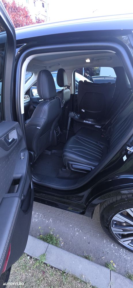 Ford Kuga - 12