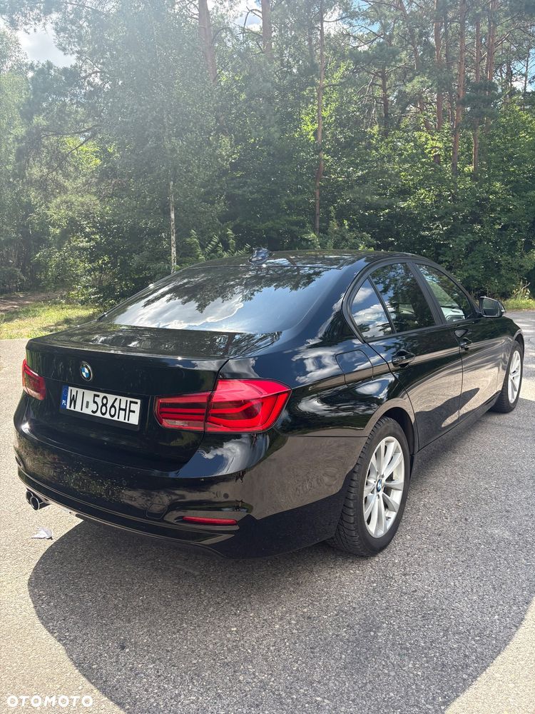 BMW Seria 3 320i xDrive Luxury Line - 6
