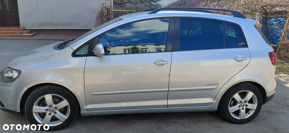 Volkswagen Golf 1.9 TDI Sportline - 4
