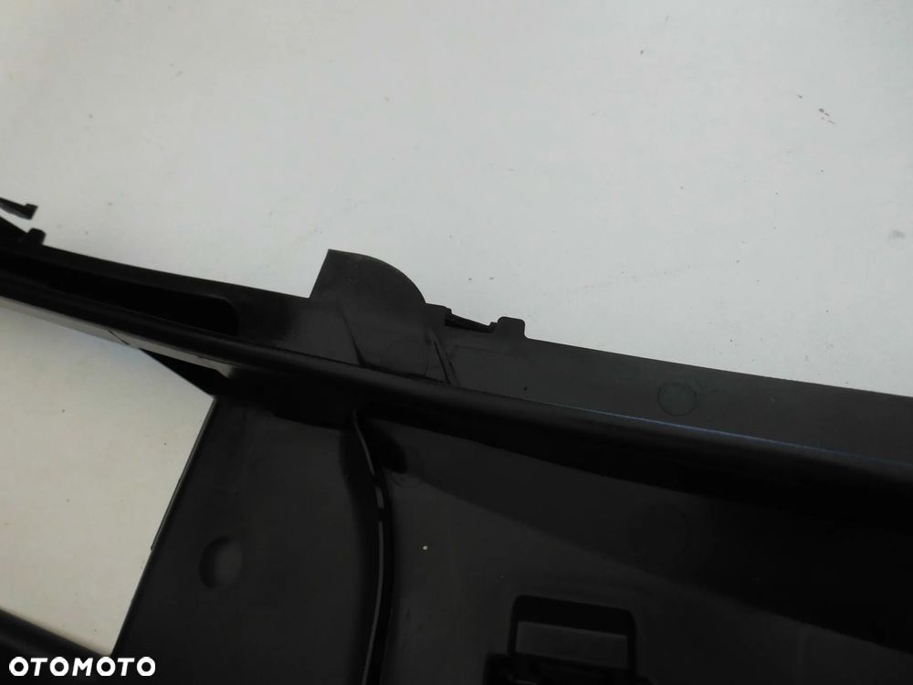 PODSZYBIE ODPŁYW MASKI MERCEDES R W251 ORYGINAŁ - 3