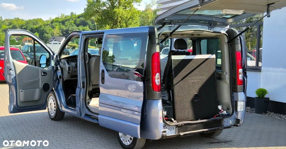 Opel Vivaro - 22