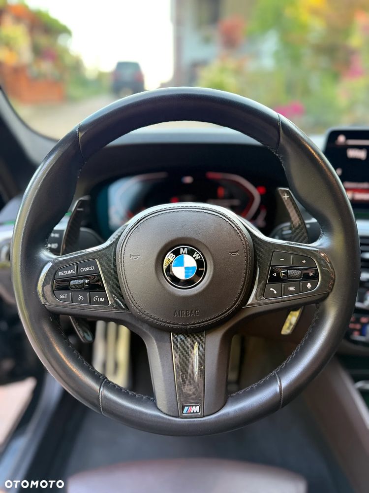 BMW Seria 5 540i M Sport sport - 25