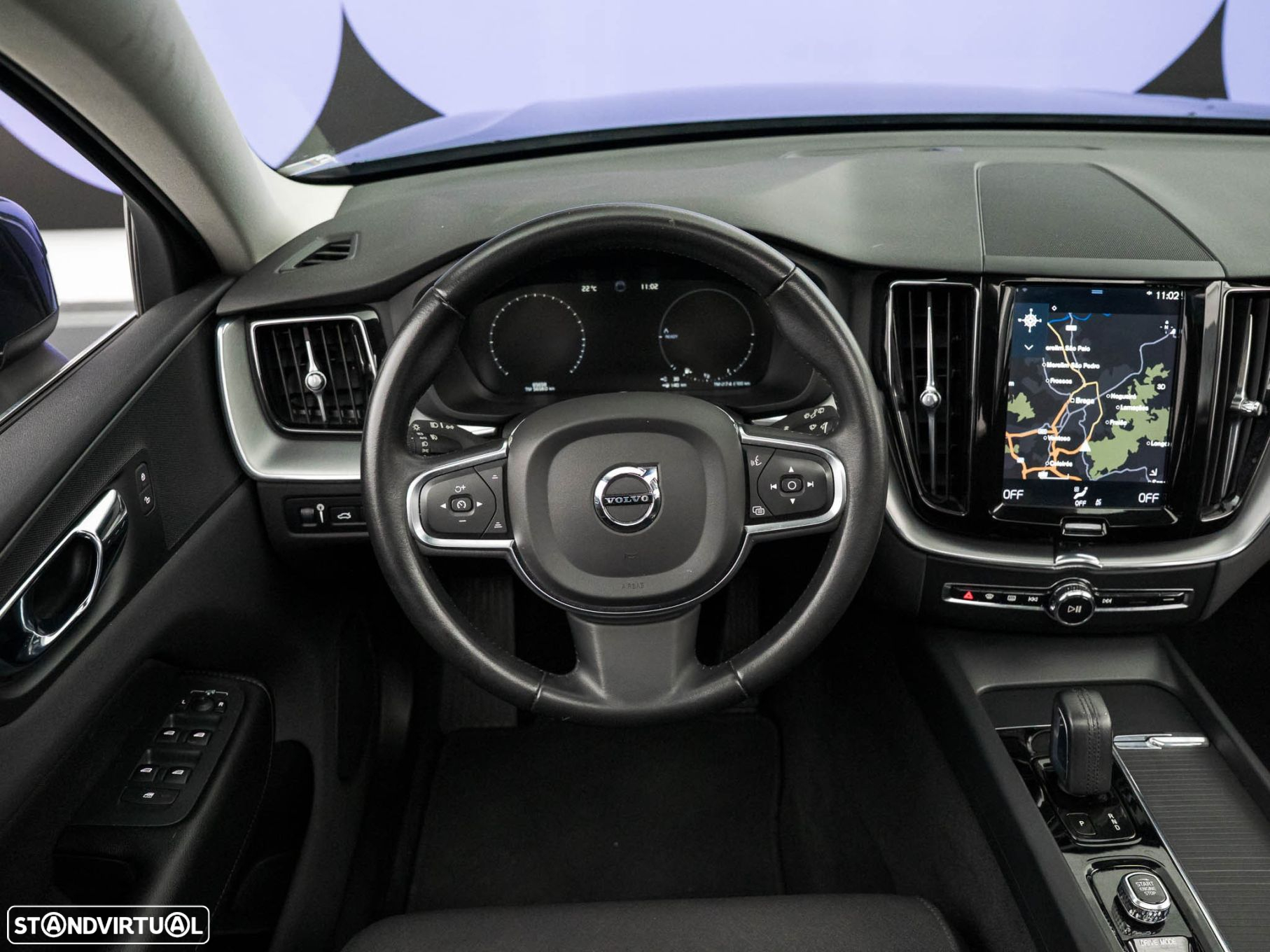 Volvo XC 60 2.0 T8 PHEV Momentum Plus AWD - 17