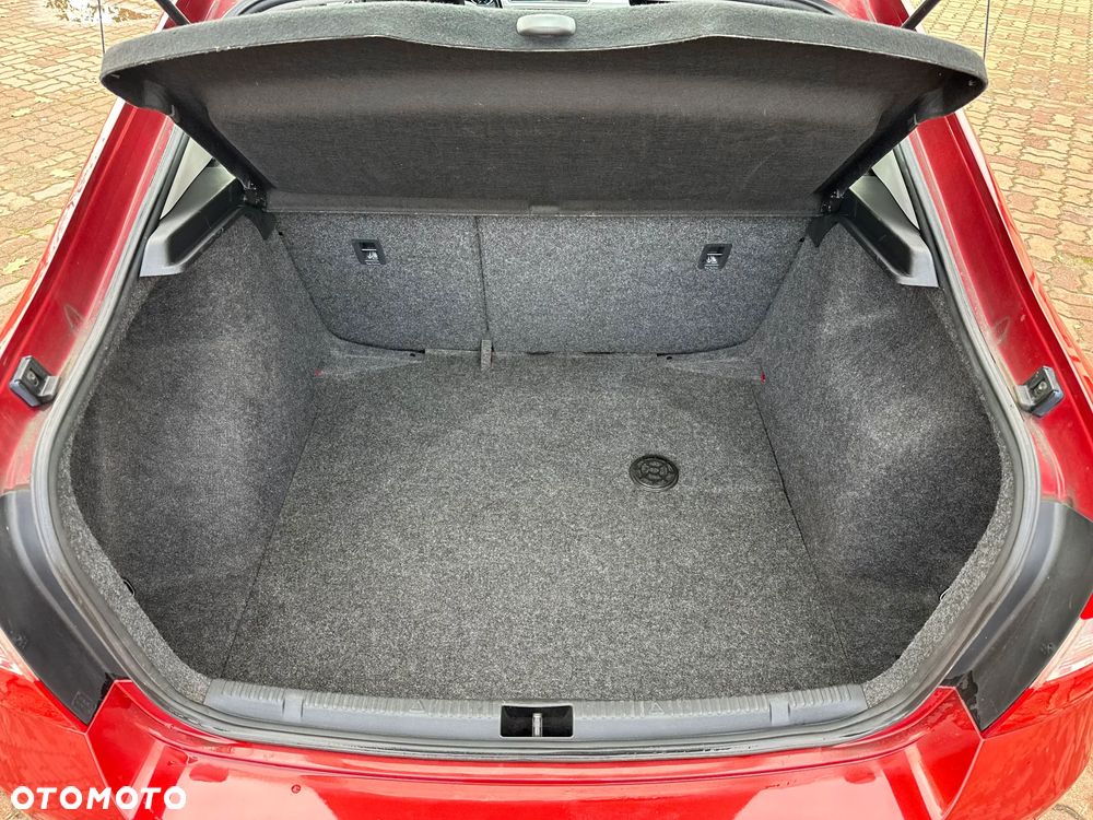 Skoda RAPID 1.2 TSI Ambition - 18