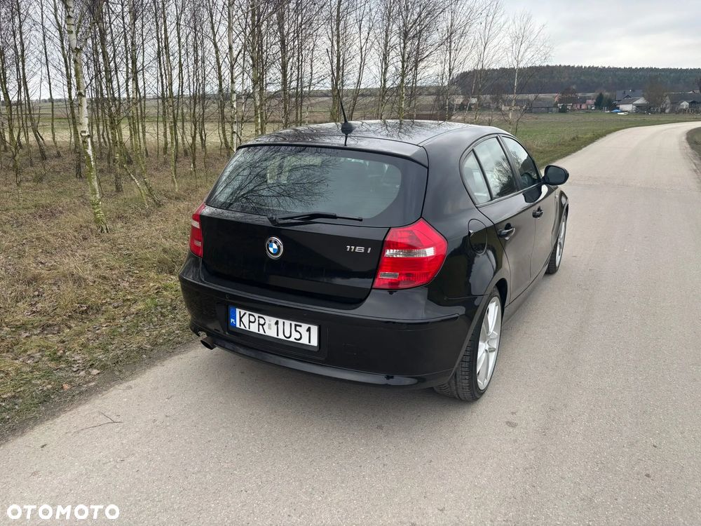 BMW Seria 1 116i - 11