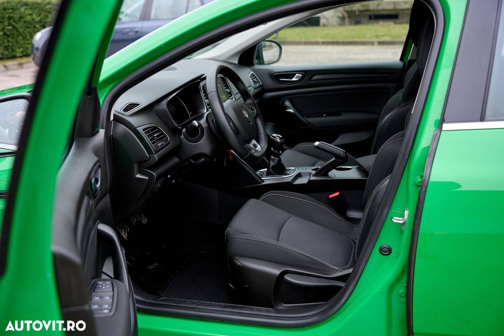 Renault Megane Blue dCi 116 Intens - 17