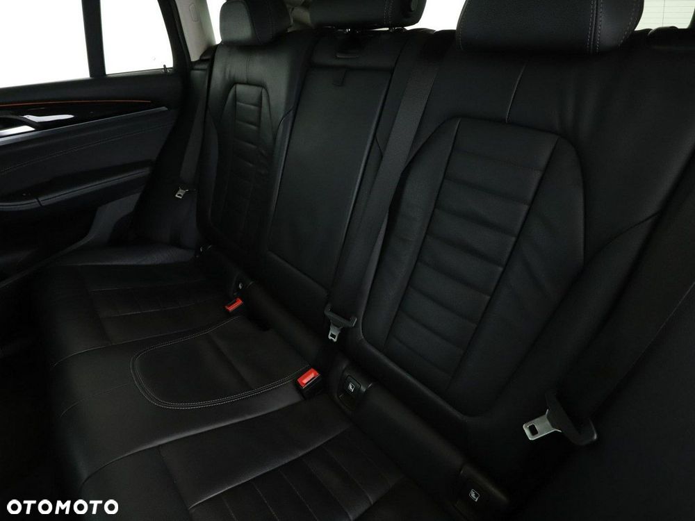 BMW X4 xDrive20d xLine - 17